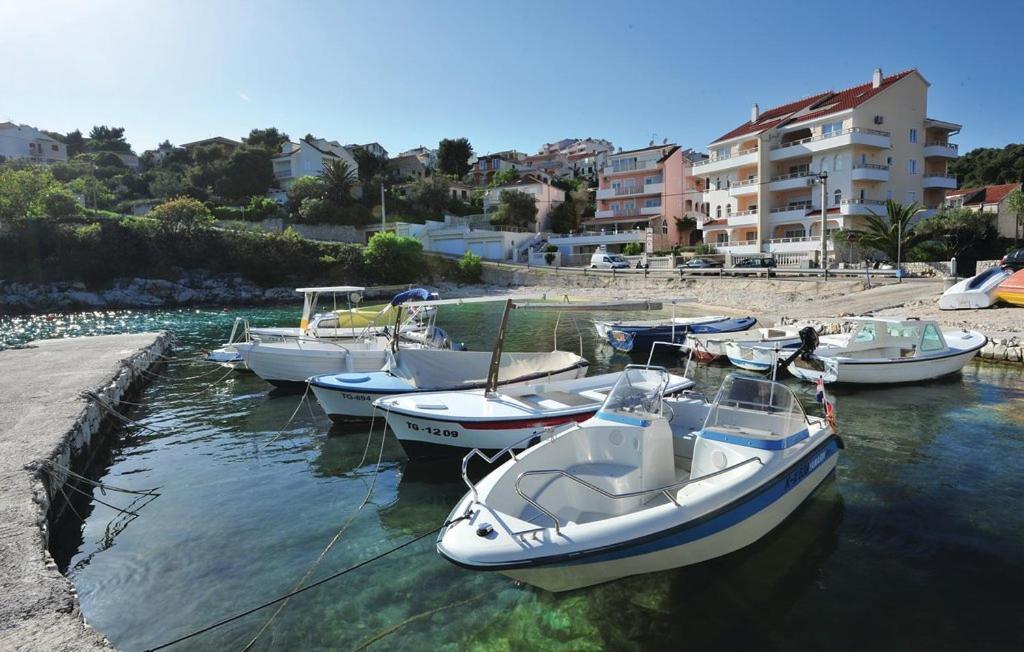 Sea View Apartments Sirena 오크루그고른지 외부 사진