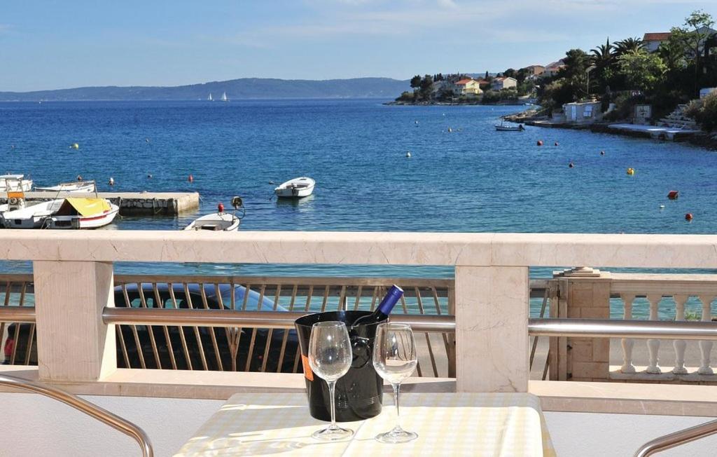 Sea View Apartments Sirena 오크루그고른지 외부 사진