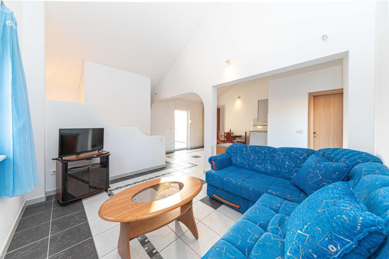 Sea View Apartments Sirena 오크루그고른지 외부 사진