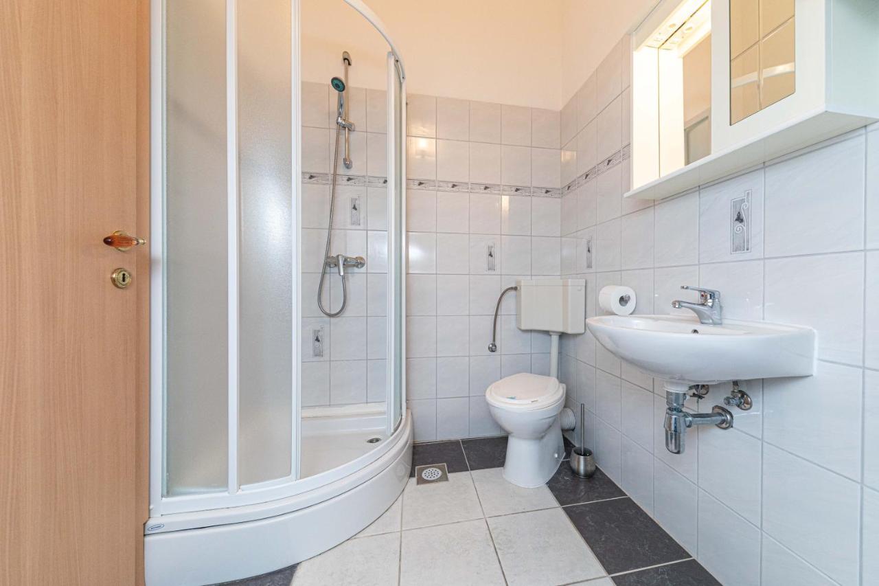 Sea View Apartments Sirena 오크루그고른지 외부 사진