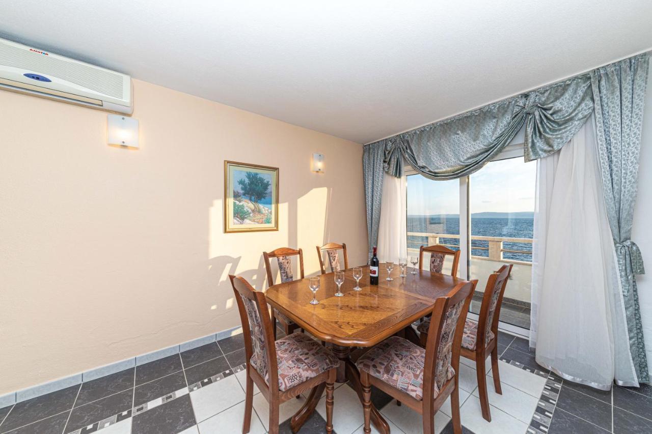 Sea View Apartments Sirena 오크루그고른지 외부 사진