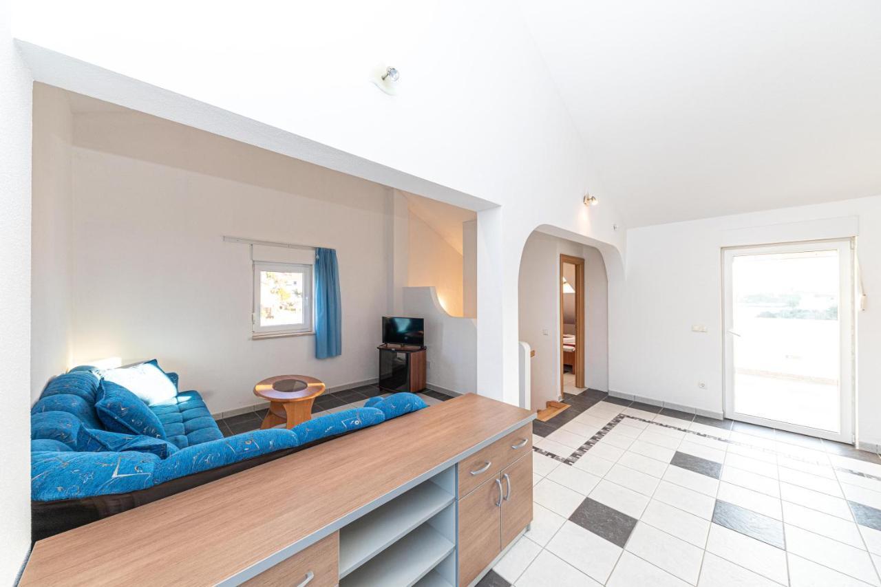 Sea View Apartments Sirena 오크루그고른지 외부 사진