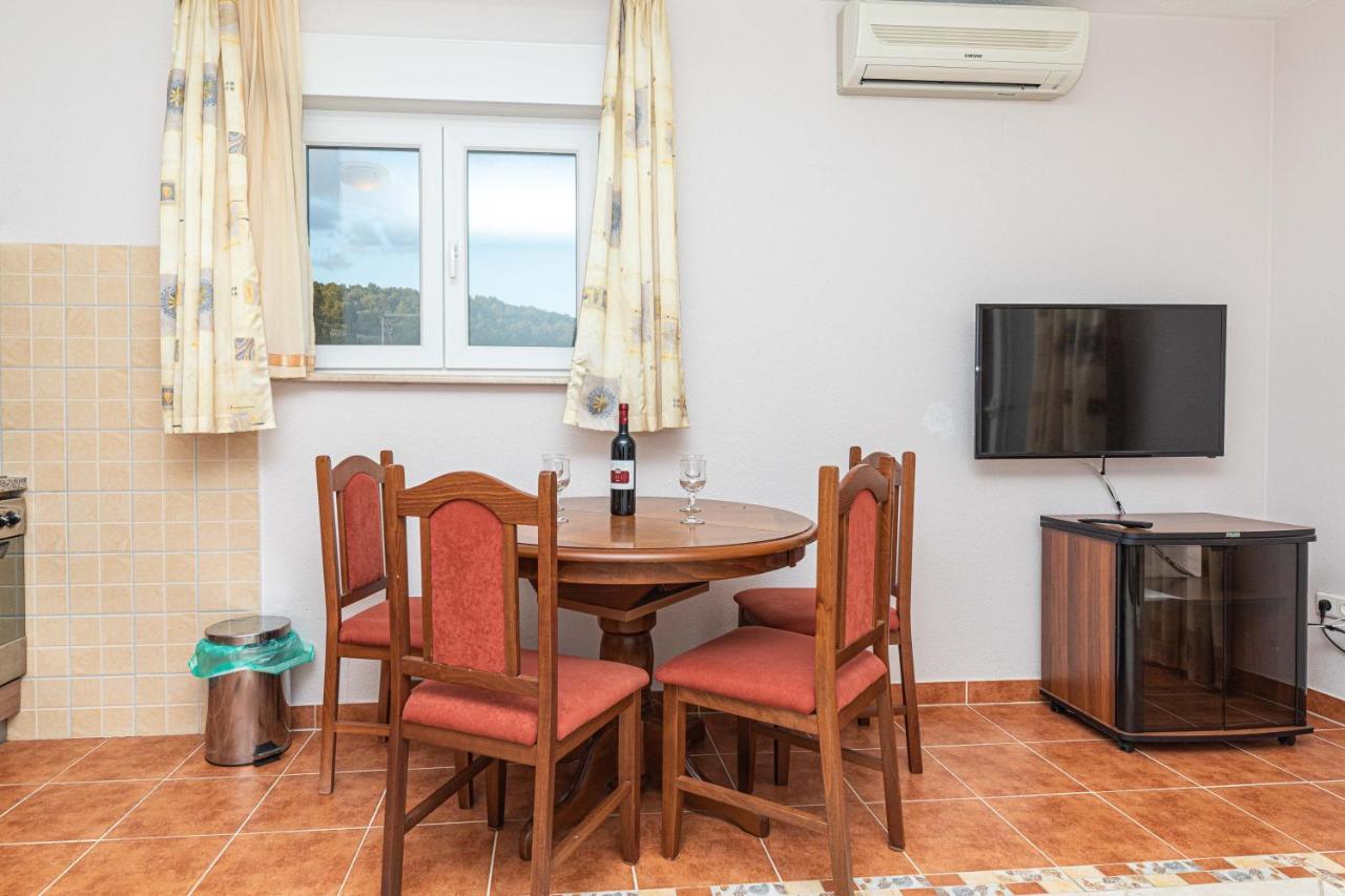 Sea View Apartments Sirena 오크루그고른지 외부 사진